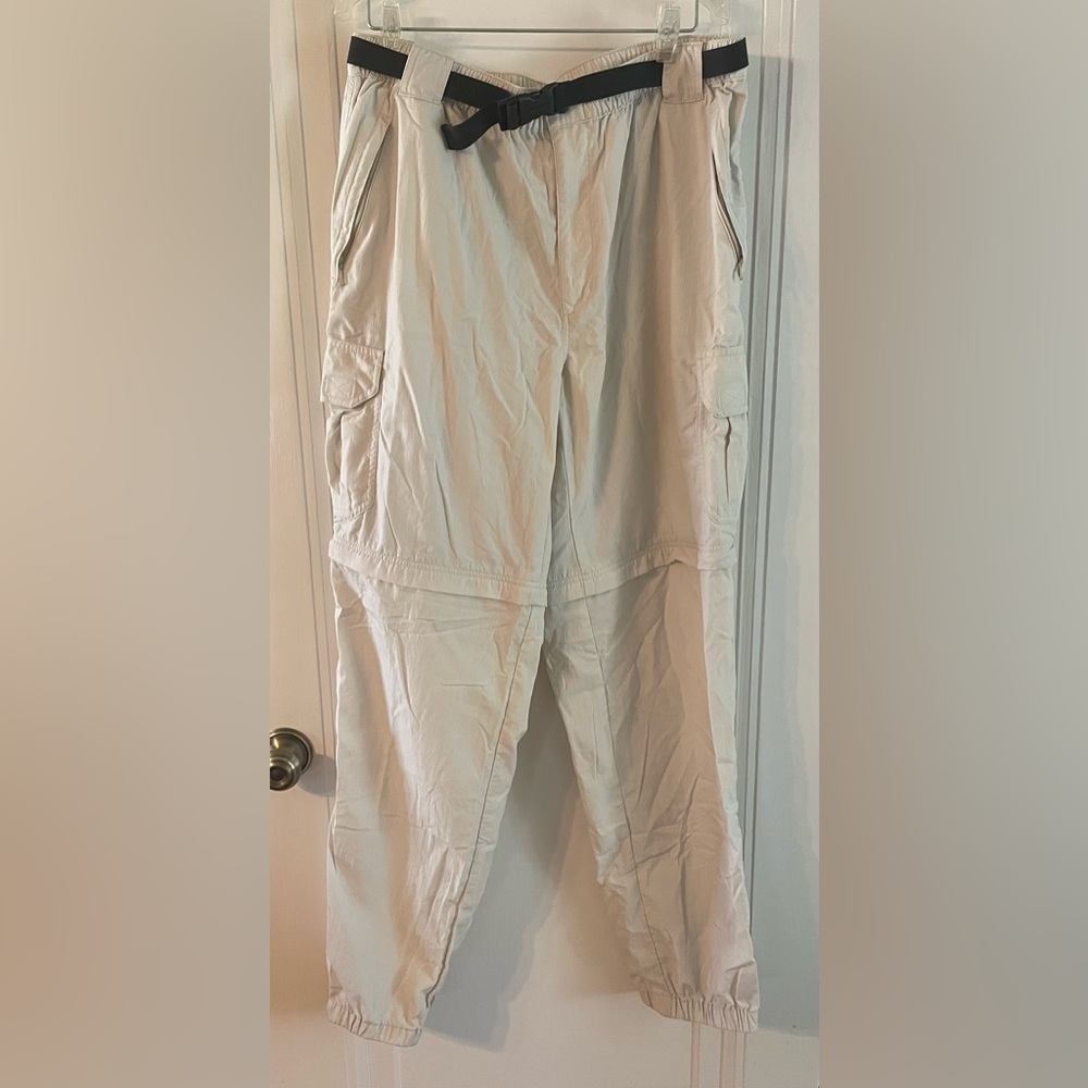 LLBEAN  100% Cordura nylon convertible hiking pants. MENS